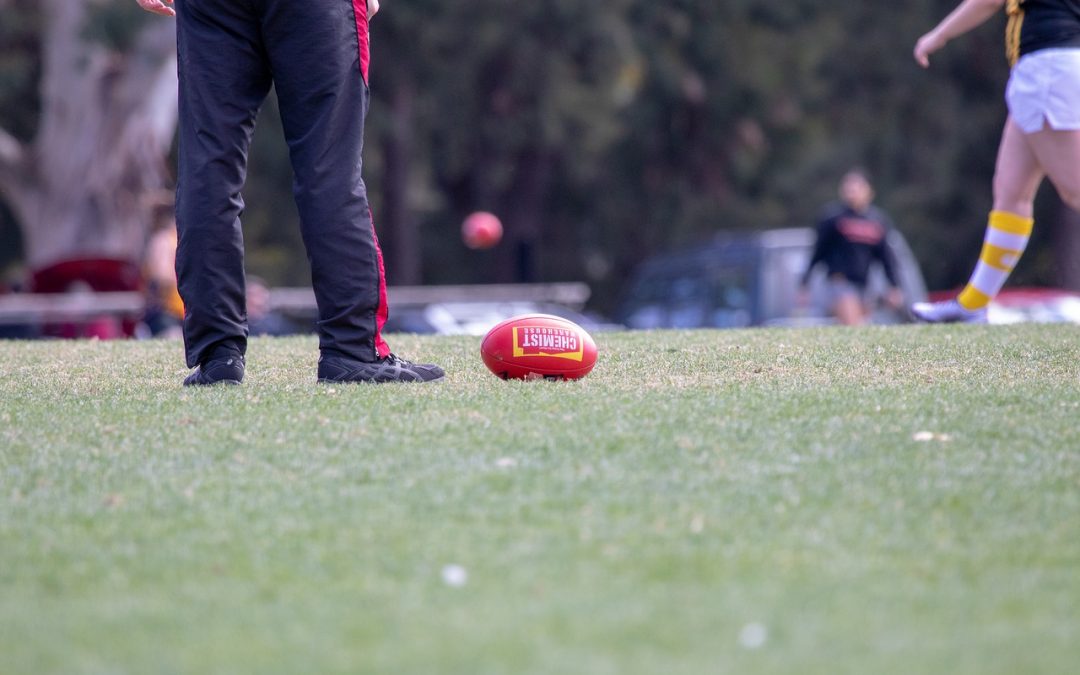 Editors as boundary umpires